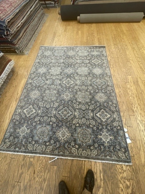 6'x9' rug for living room