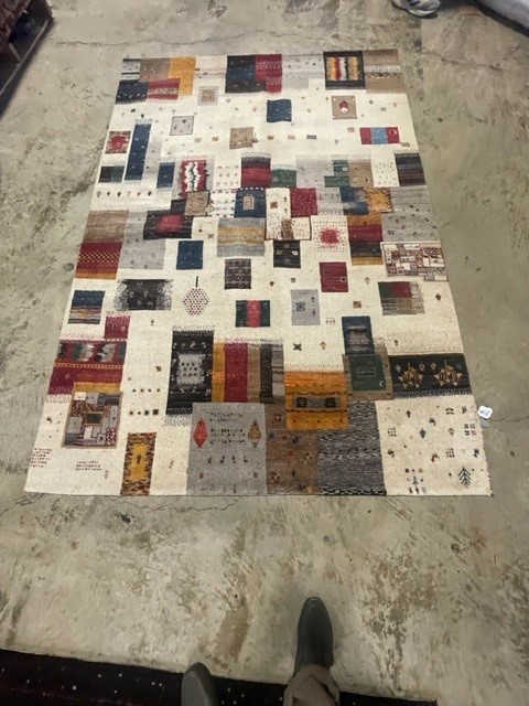 8'x10' living room rug