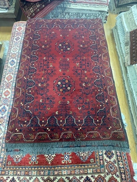 4'x6' rug for room