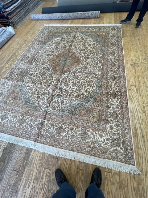 8'x10' living room rug