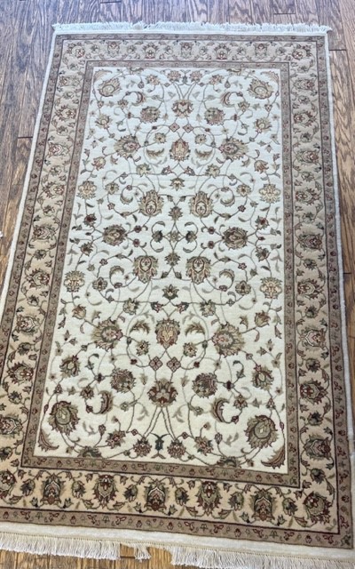 4'x6' rug for room
