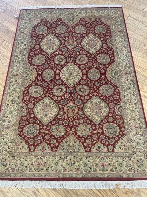 4'x6' rug for room