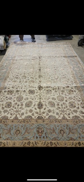 7'x10' living room rug