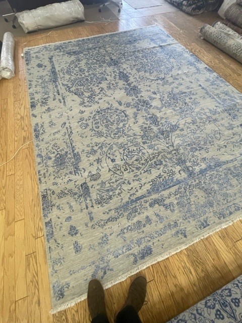 8'x10' living room rug